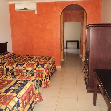 Hotel California Navojoa Exterior photo